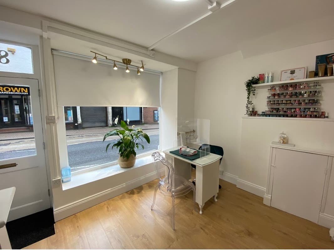 The Lash Gallery