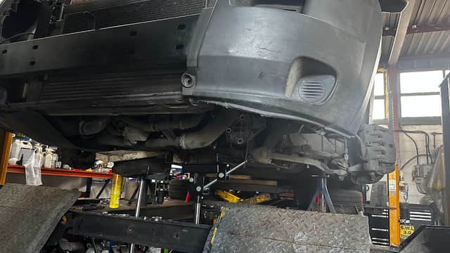 KP AUTO DD LTD - Garages in carbrook