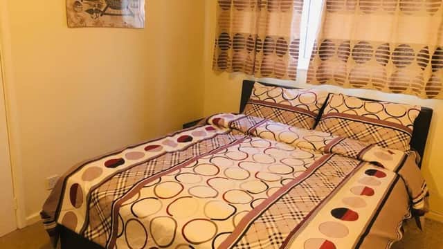 Accommodation at Princess 3 Bedroom House + Offstreet Parking +WiFi in kirkstall