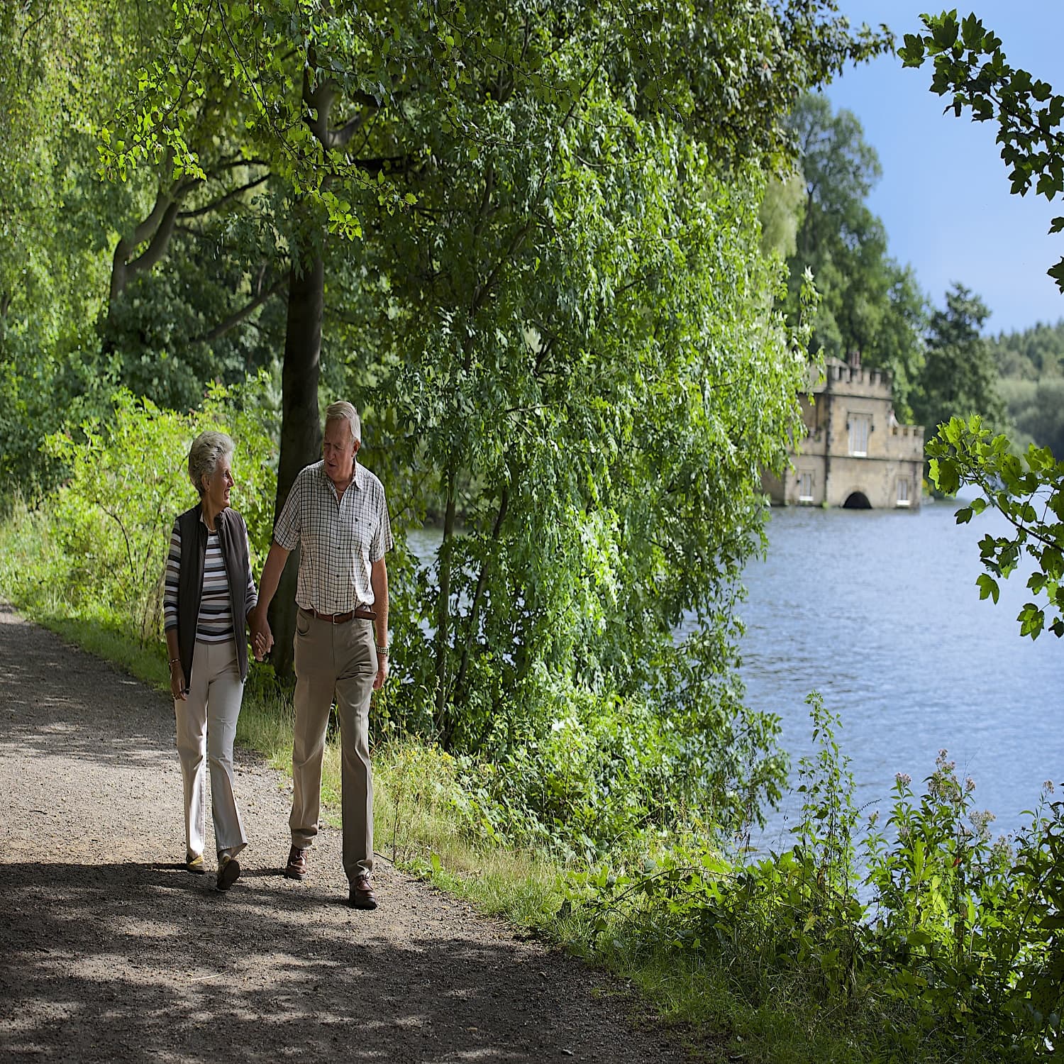 Newmillerdam Country Park & Boathouse