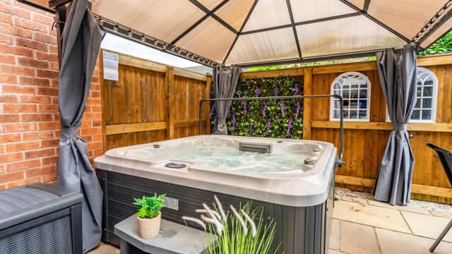 Accommodation at The Ebor House - With Hot Tub in york