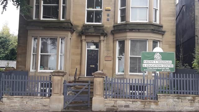 Faizan e Madinah & Education Centre Huddersfield - Mosques in huddersfield