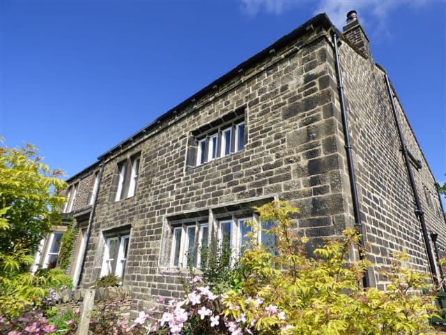 Elmet Farmhouse Holiday Cottage Hebden Bridge