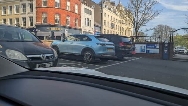 Connected Kerb Charging Station - EV Charging in scarborough