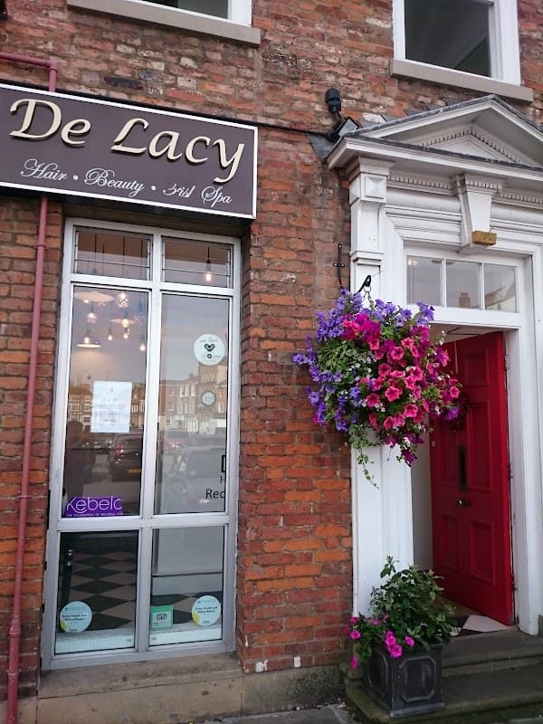 De Lacy Hair and Beauty