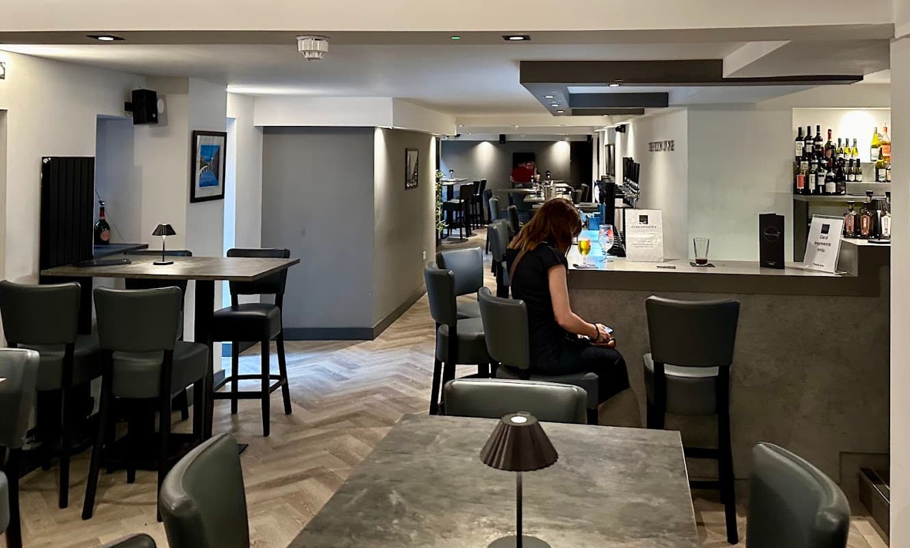 The Hilton Lounge