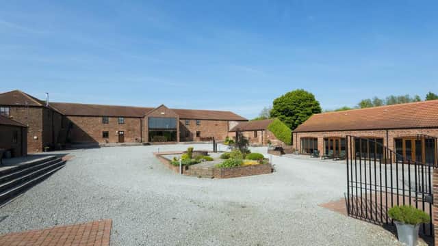 Accommodation at Furrows Cottage in wold newton