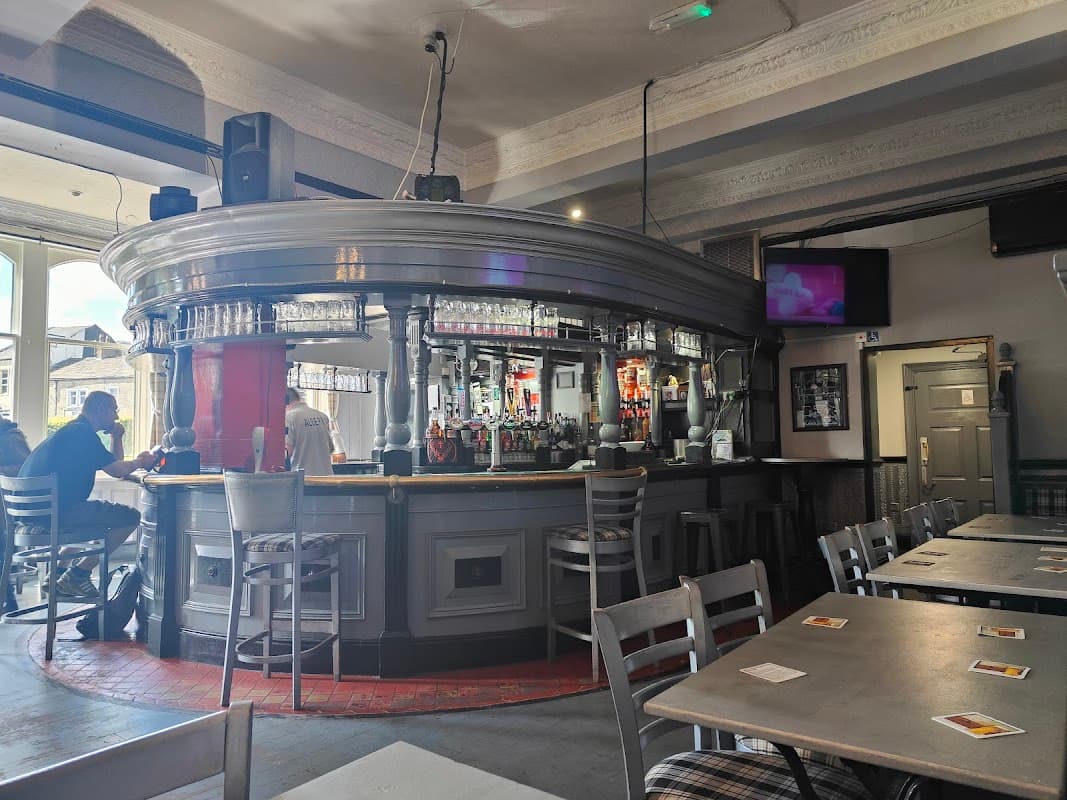 The Albert Hotel