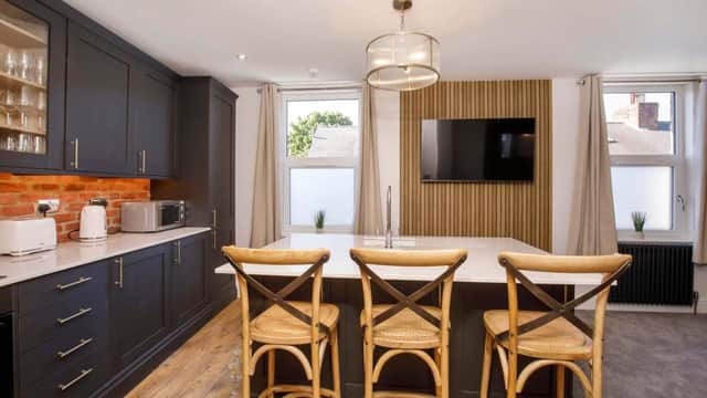 Walpole Getaway - Hot Tub, Games Room, Sleeps 8, Yorkshire, Yorkshire