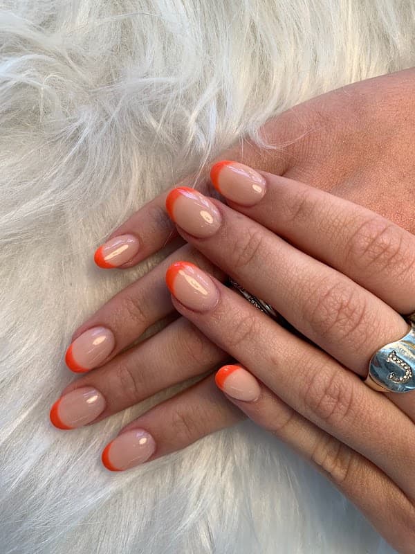 Hollywood Nails
