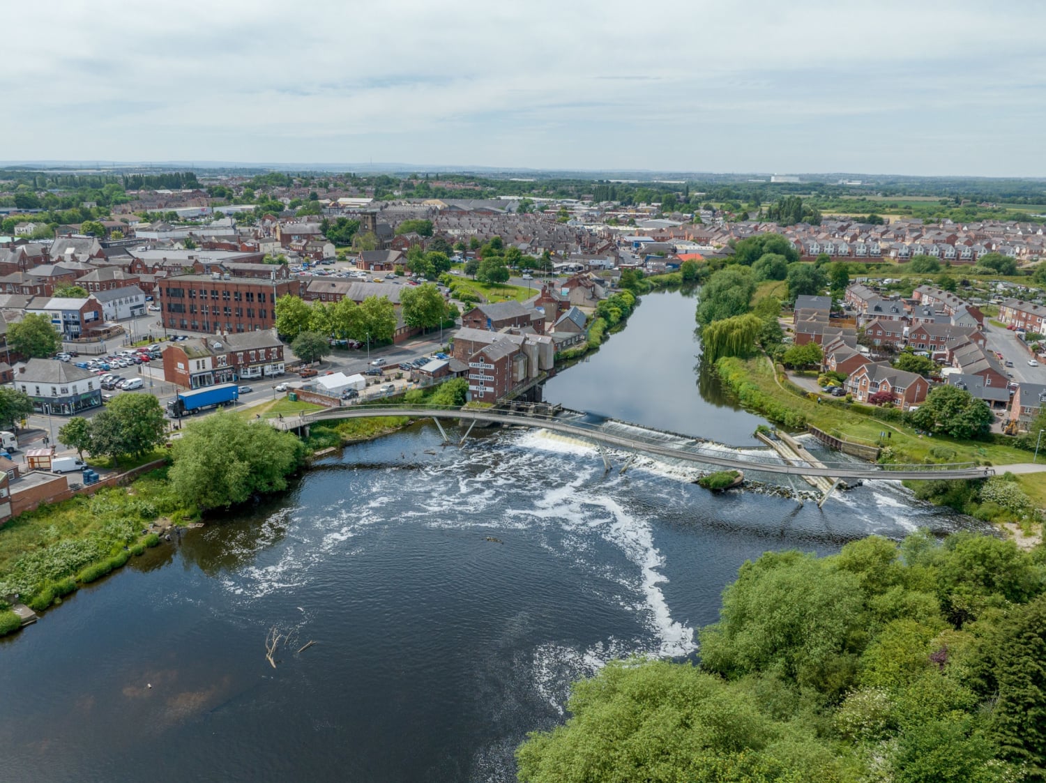 A canal walk in Wakefield, Aire & Calder Navigation