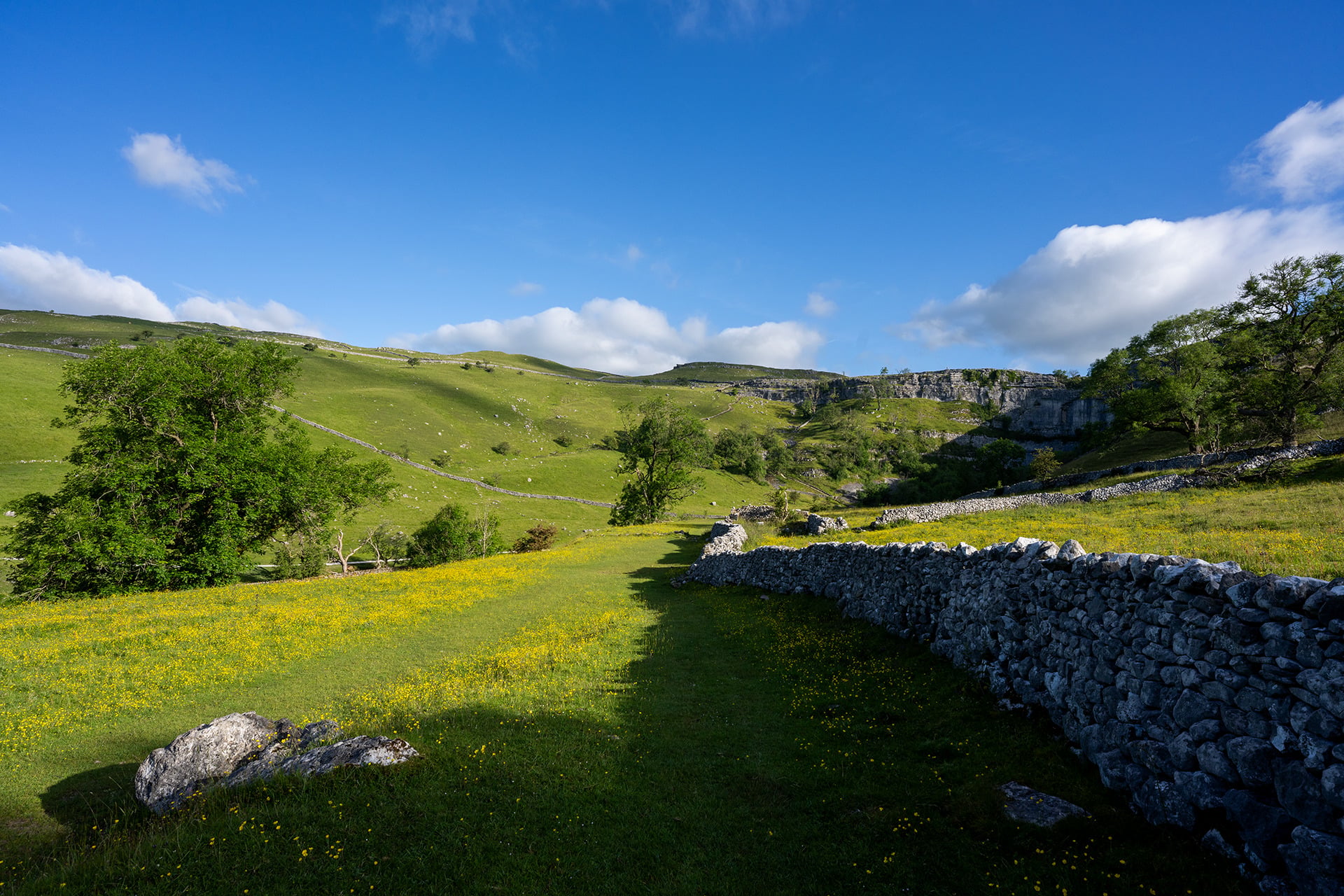 Let the Walking Photographer guide you on a walk round Malhamdale